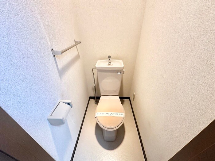 物件内観写真10　(トイレ)