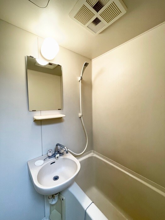 物件内観写真12　(バス／シャワールーム等)