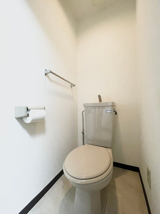 物件内観写真13　(トイレ)