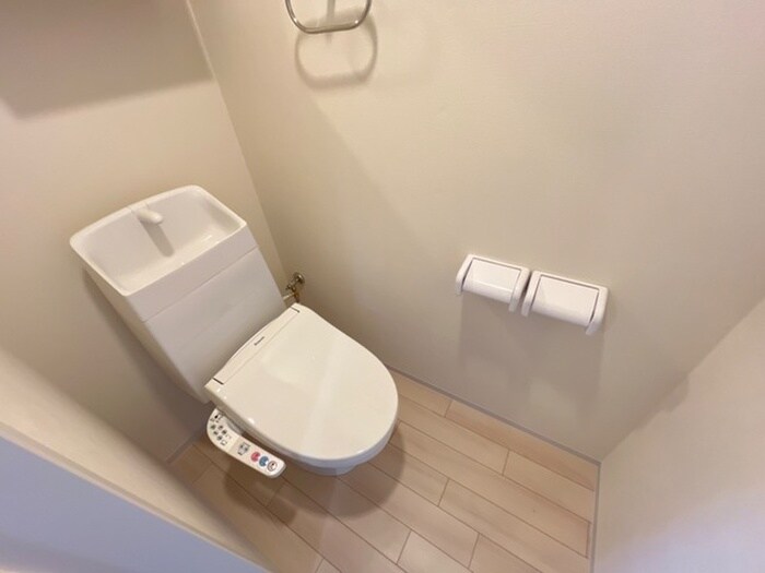 物件内観写真10　(トイレ)