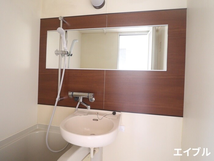 物件内観写真11　(洗面)