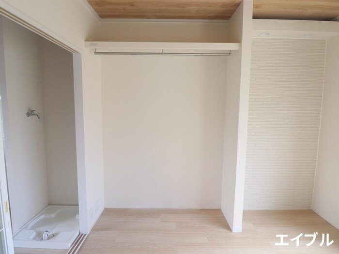 物件内観写真13　(収納)