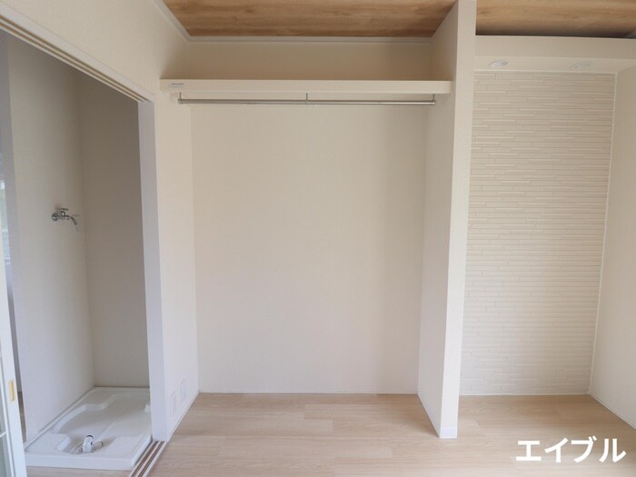 物件内観写真16　(収納)