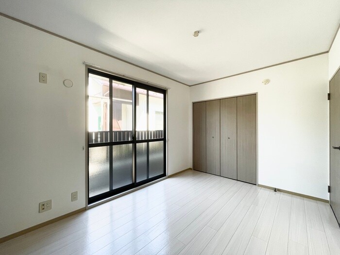 物件内観写真10　(居室)