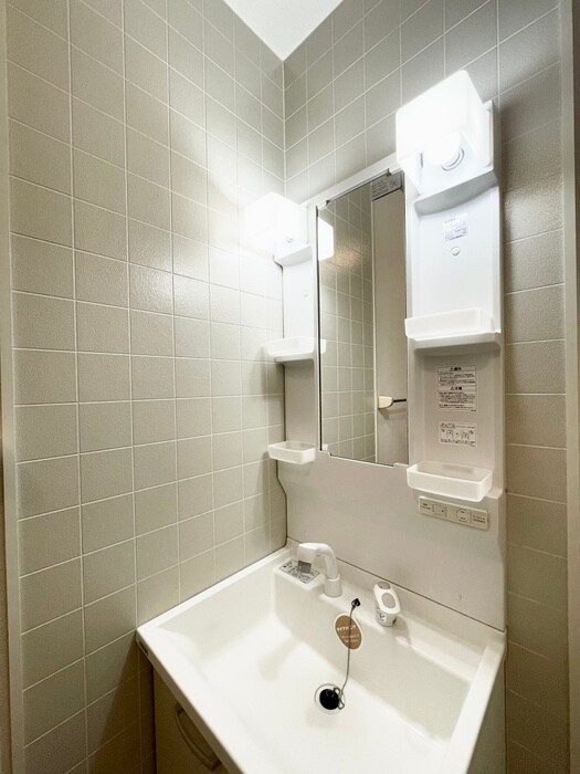 物件内観写真11　(洗面)