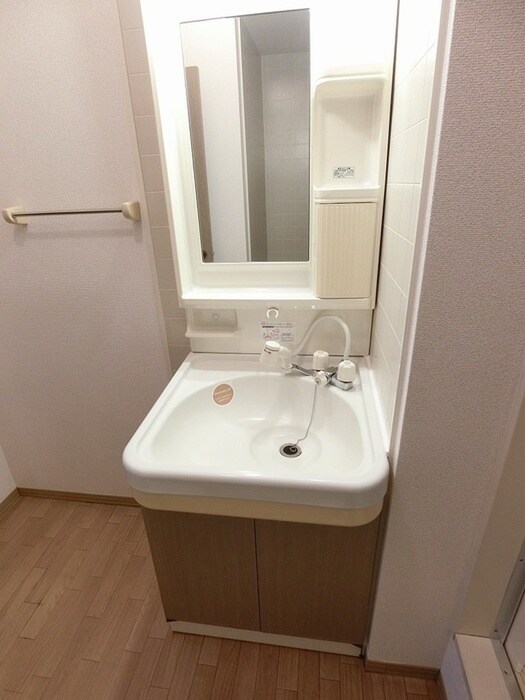 物件内観写真11　(洗面)