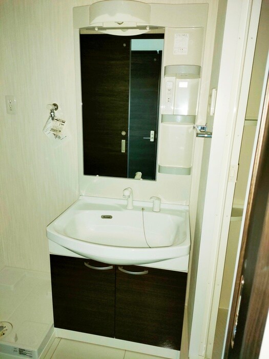 物件内観写真11　(洗面)