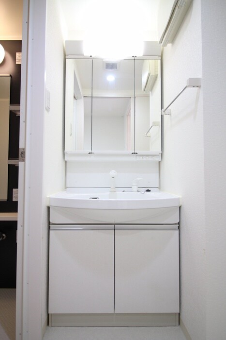 物件内観写真10　(洗面)