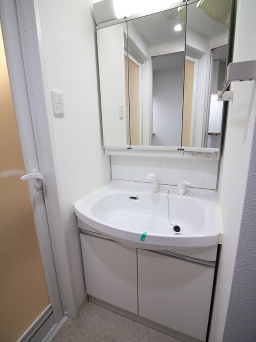 物件内観写真11　(洗面)