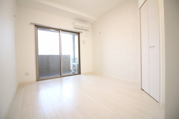 物件内観写真14　(室内からの展望)