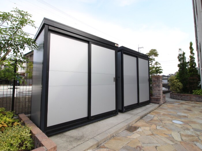 物件外観写真4　(建物設備)