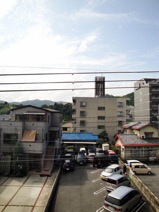 物件内観写真13　(室内からの展望)