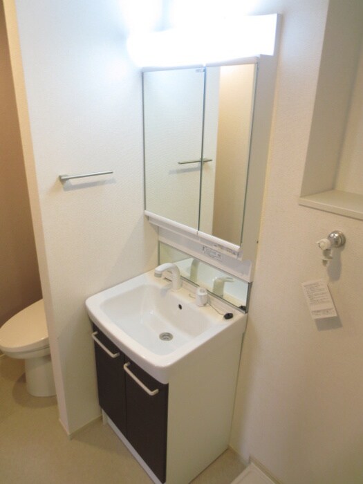 物件内観写真12　(洗面)