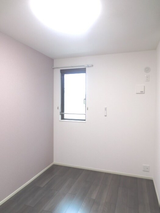 物件内観写真13　(居室)