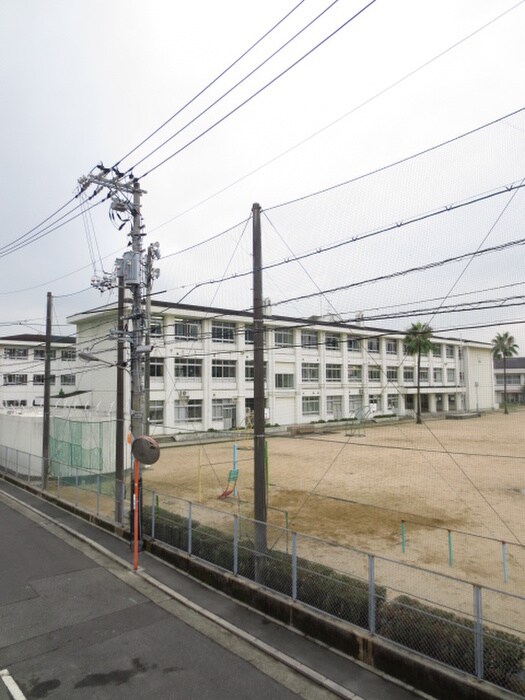 物件内観写真21　(室内からの展望)