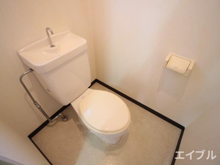 物件内観写真11　(トイレ)