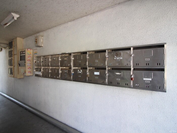 物件外観写真4　(建物設備)