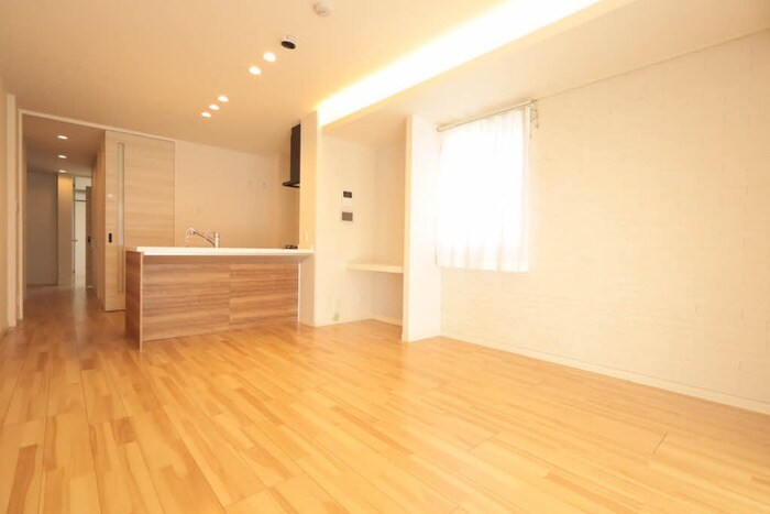 物件内観写真2　(居室)