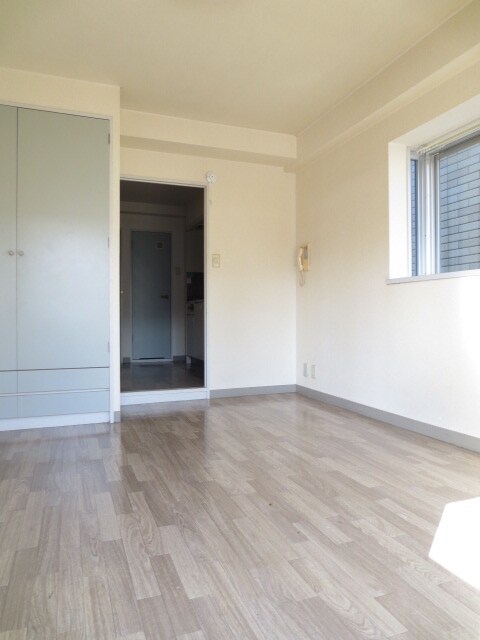 物件内観写真6　(居室)