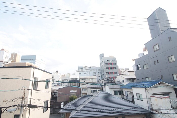 物件内観写真15　(室内からの展望)