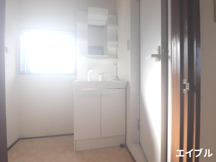 物件内観写真11　(洗面)