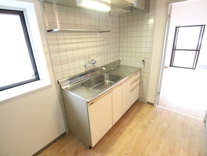 物件内観写真8　(キッチン)