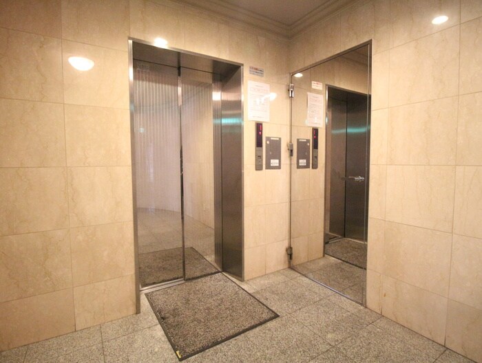 物件外観写真4　(建物設備)