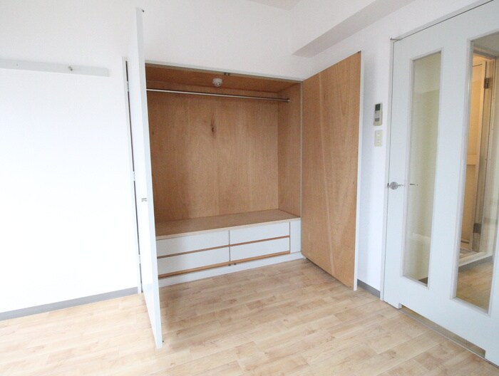 物件内観写真13　(収納)