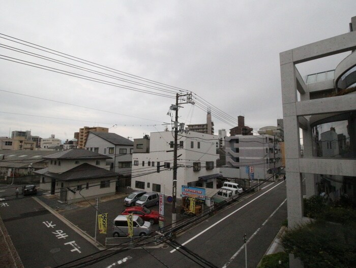 物件内観写真16　(室内からの展望)