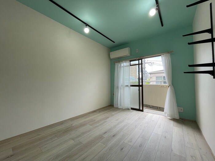 物件内観写真4　(居室)