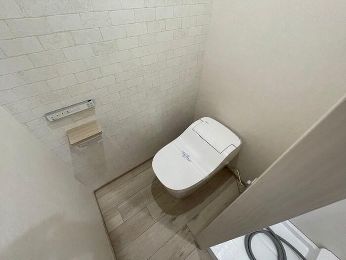 物件内観写真7　(トイレ)