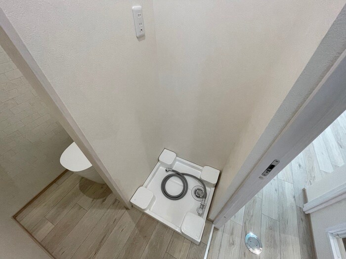 物件内観写真13　(洗濯機置場)