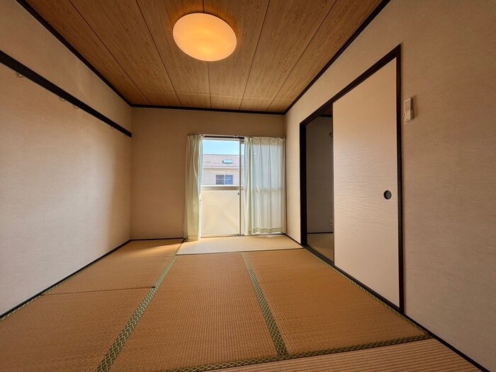 物件内観写真7　(居室)