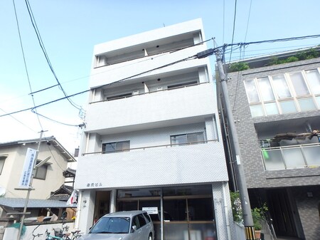 岩元ビル外観写真