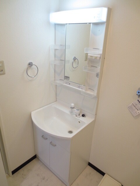 物件内観写真11　(洗面)