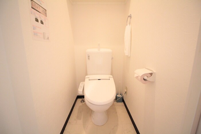物件内観写真11　(トイレ)