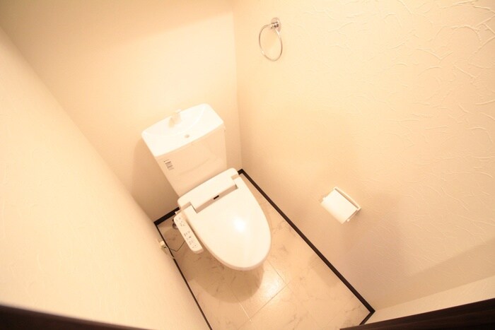 物件内観写真11　(トイレ)