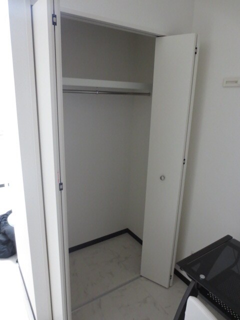 物件内観写真13　(収納)