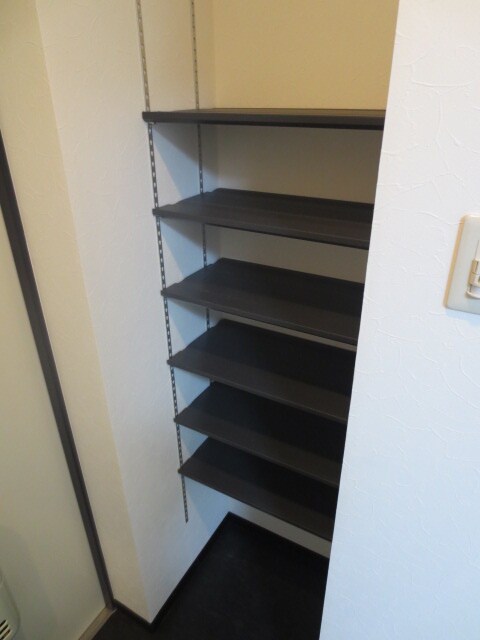 物件内観写真14　(靴箱)