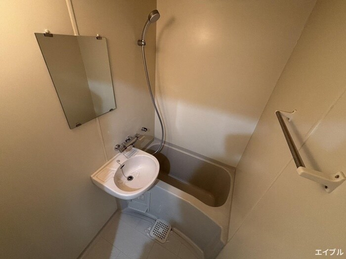 物件内観写真9　(トイレ)