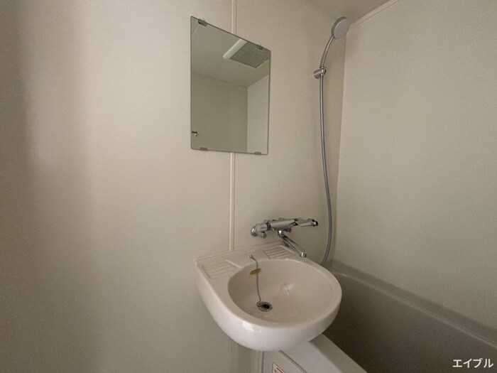 物件内観写真11　(洗面)