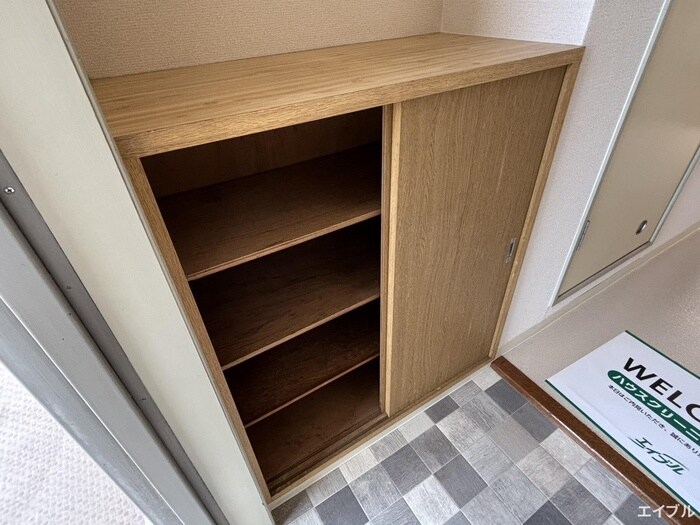 物件内観写真12　(靴箱)