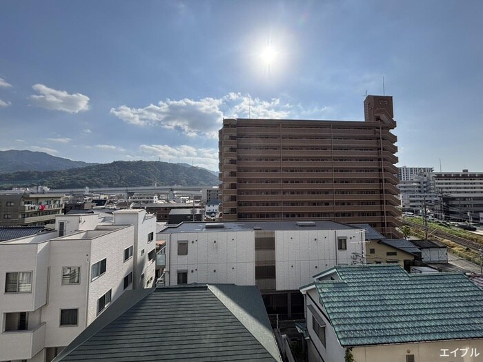 物件内観写真14　(室内からの展望)