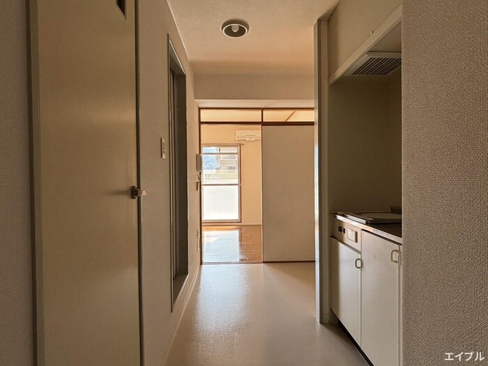 物件内観写真20　(廊下)