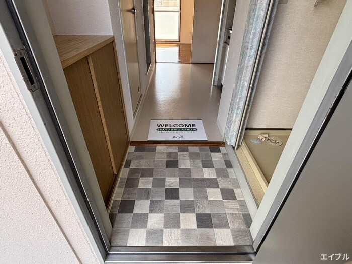 物件内観写真21　(玄関)