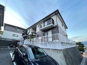 パークサイド・イズミA号館外観写真