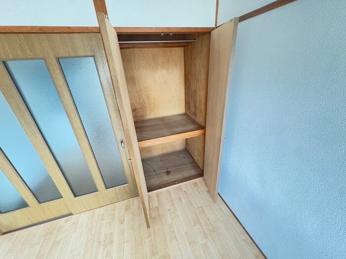 物件内観写真12　(収納)