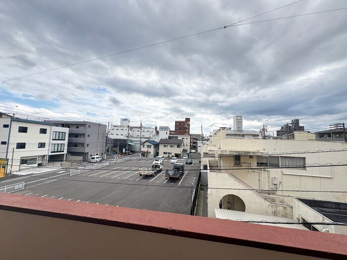 物件内観写真15　(室内からの展望)