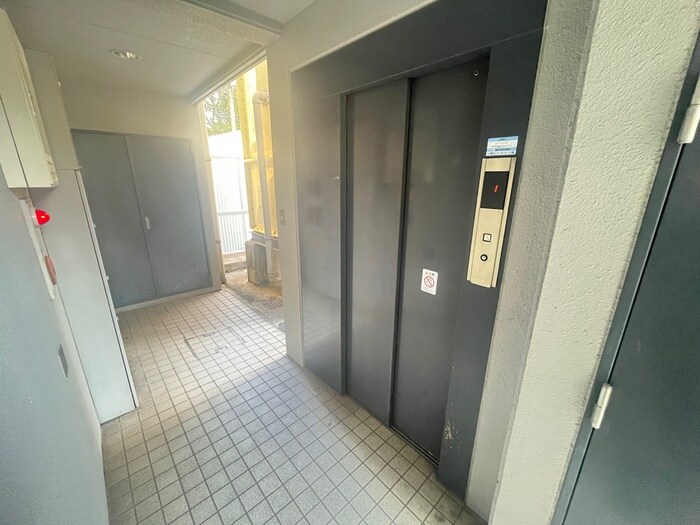 物件外観写真5　(建物設備)