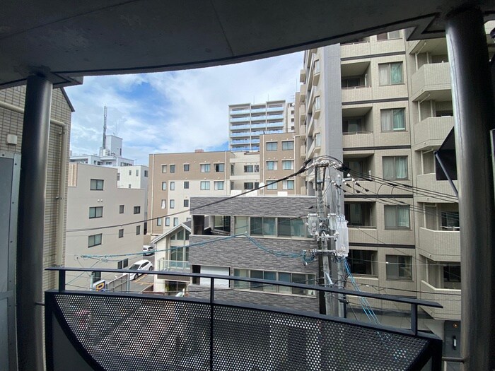 物件内観写真13　(室内からの展望)